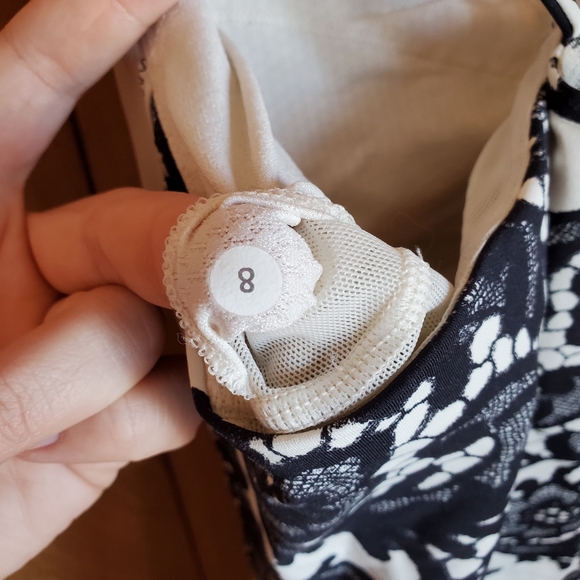 Lululemon Laceoflage Tank - Picture 5 of 6